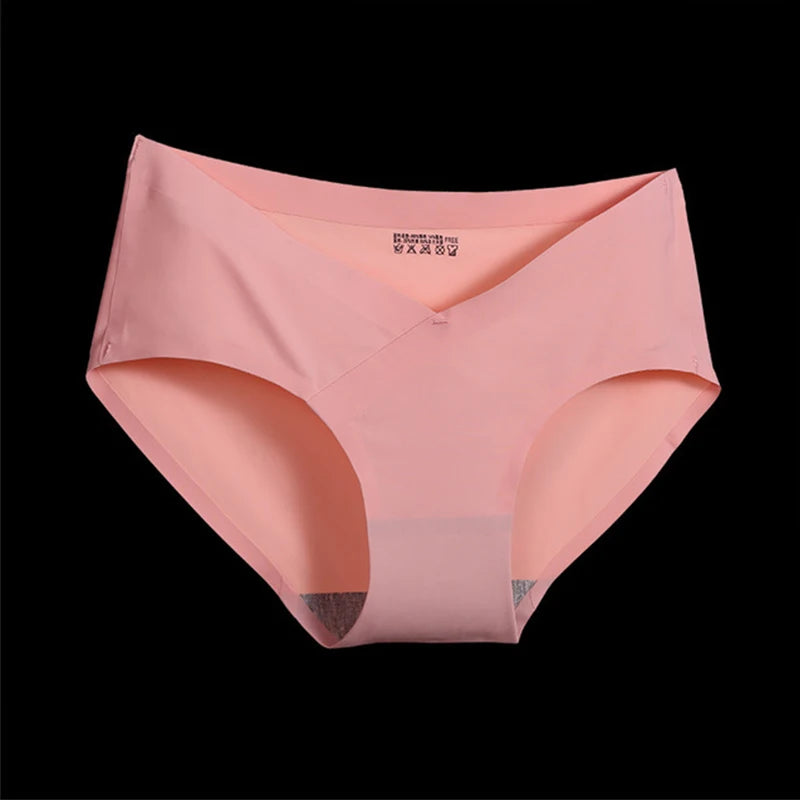 Bump Bliss – Seamless Low-Waist Maternity Briefs for Maximum Comfort