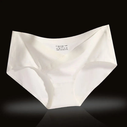 Bump Bliss – Seamless Low-Waist Maternity Briefs for Maximum Comfort