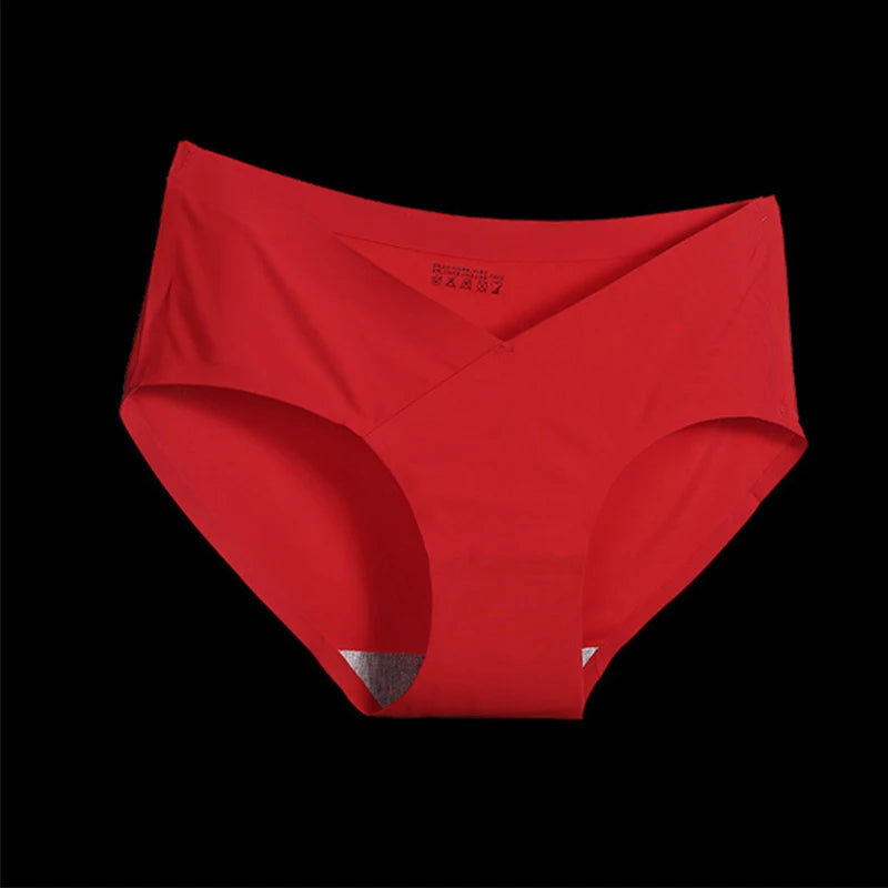 Bump Bliss – Seamless Low-Waist Maternity Briefs for Maximum Comfort